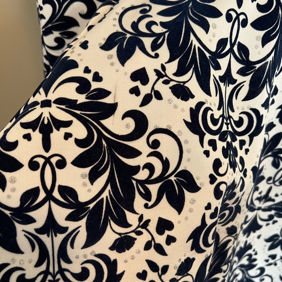 Knit Works Girls 14 Skater Dress Navy Blue Flocked Floral Stretch Ruffle Lined - Picture 4 of 6